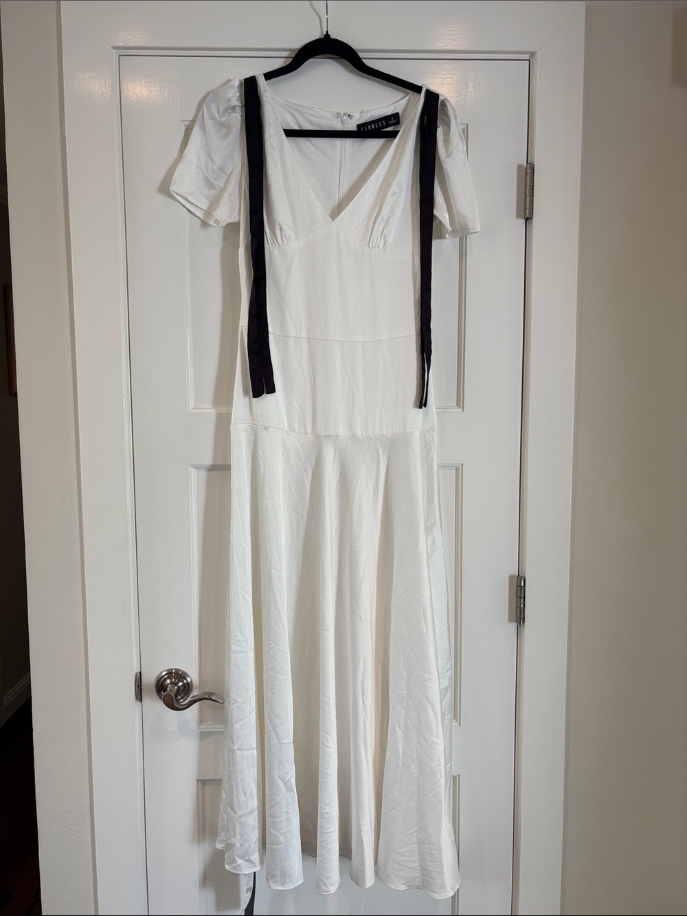 LIONESS Du Cap Maxi Dress in Porcelain - Picture 4 of 6